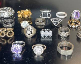 Costume ring collection 