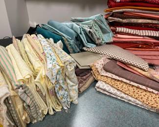 Quilting Cotton Fabrics Swatches, Scraps And Some Yardage