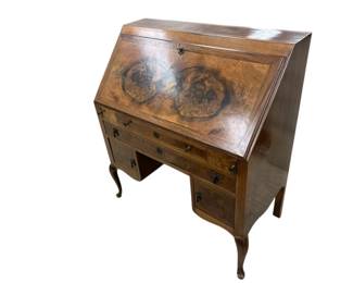 Dutch Baroque walnut or mahogany secretary desk