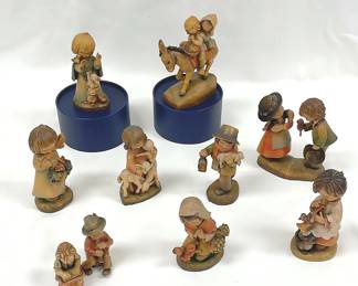 AnriFelix Italian Wood Carved Child Figures