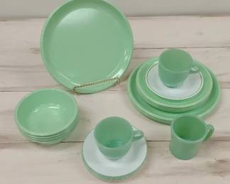 Jadite Green Rubbermaid, Corelle And FireKing