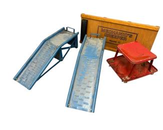 Auto Shop, Creeper, Stool, Service Ramps
