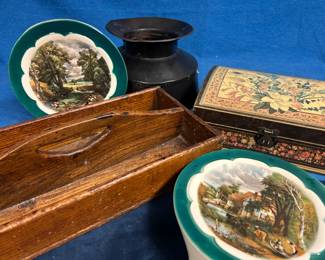 Spitoon, Boxes, Ceramic Hanging Vases