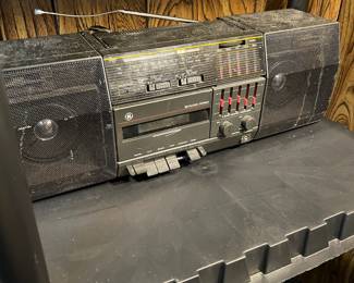 1976 GE 3-5665 Boombox