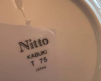 Nitto Kabuki "Calla Lily" Dinnerware Set