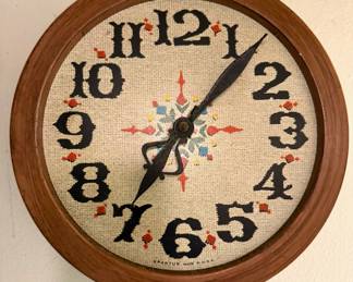 Spartus Round Oak Wall Clock with Embroidered Design