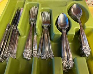 EKCO Crown Tiara Flatware Set