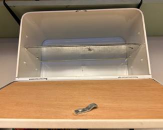 Merry Mushroom Bread Box