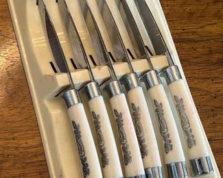 Set of 6 Royal Brand Cutlery Masterpiece Stainless Steak Knives