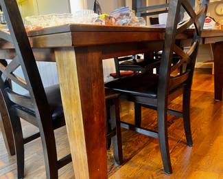 Green River Wood & Lumber Traditional Style Dining Set
