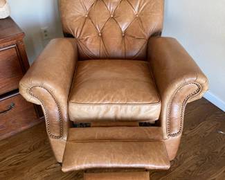 Barcalounger Phoenix II Camel Brown Leather Recliner