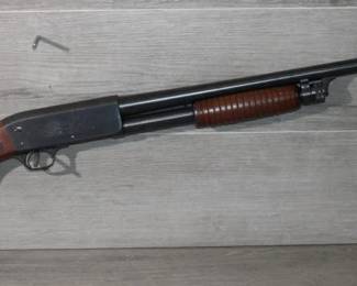 Itaca Model 37 featherlight 12 gauge Shotgun