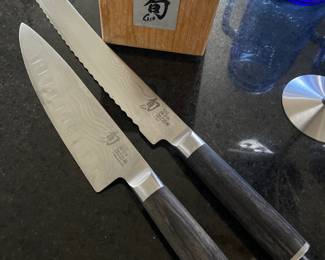 Shun Classic Kitchen Knives & Knives Block