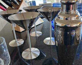 Set of 4 Stainless Steel Dimpled Martini Glasses, Stainless Steel Cocktail Shaker