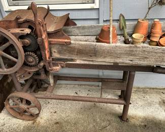 Circa 1890 Silver Manufacturing Co. No. 9 Feed Cutter