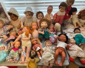 Antique & vintage dolls