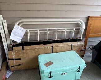 New Full Size bed / yeti cooler