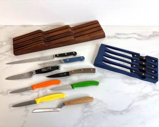 Lot 160 J.A. Henckels Steak Knives more kitchen knives Sabatier Wusthoff Victorinox Misen Knife block