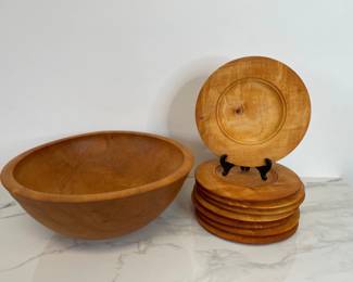 Lot 157 Oversized Chef Bear Wood Salad Bowl Plates