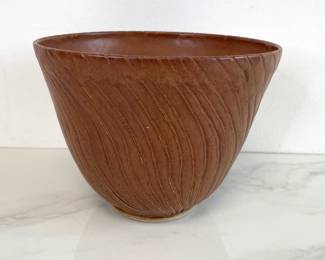 Lot 116 Signed Studio Pottery Planter