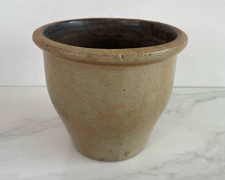 Lot 123 Stoneware Pottery Planter