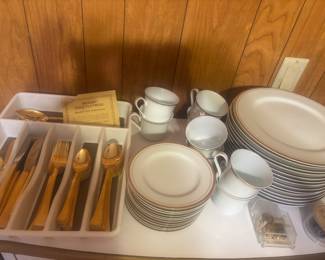 Maxam silverware set, elegant white  dishes w gold trim