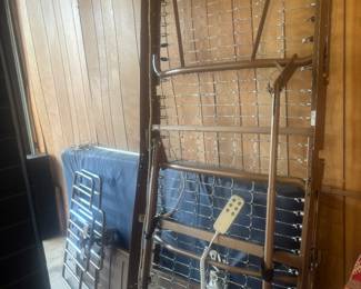 Electric hospital bed