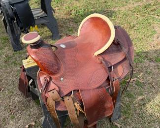 Saddle