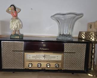 vintage Hawaiian chalkware nodder