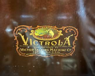 Victrola detail