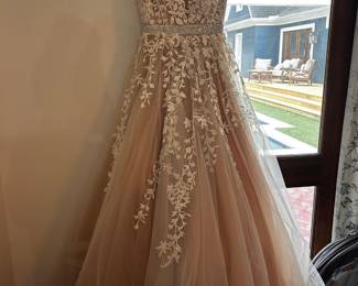 Sherri Hill Prom Dress / Gown
Good condition, will need to be dry cleaned 
Size 10