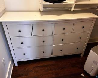 IKEA Dresser
Good condition.
Bottom 2 right drawers need a little shuffling to put back into place
63” x 20” x 37” tall
Must be able to move and load yourself