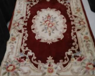 Area rug (approx. 4'x6')