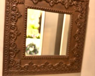 Interesting square mirror