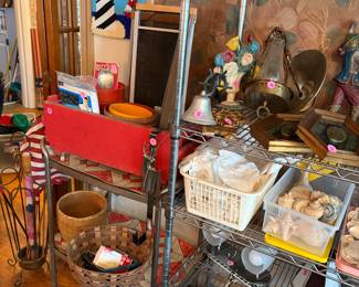 Vintage collectibles, garden