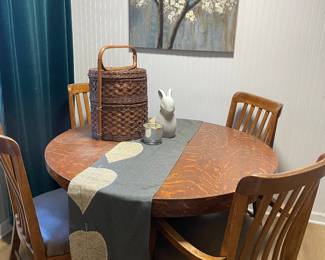 Dining Table with two leaves