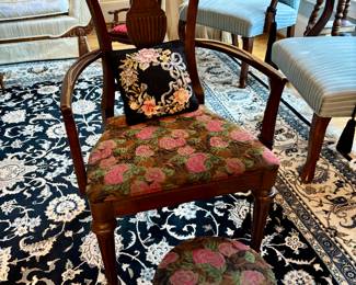 Great chair in an artsy style