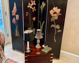 campaign Box on Stand and Asian Screen