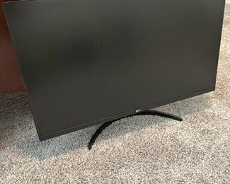 LG gaming monitor, like new.