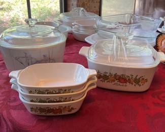 Large group of Pyrex - assortment of patterns, pieces and sizes