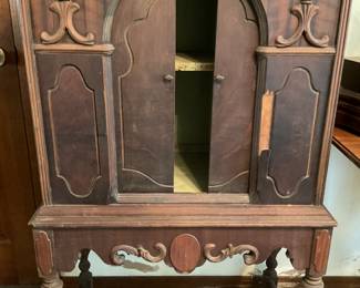 Atwater Kent Radio Cabinet