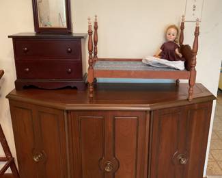 Ethan Allen American Tradition console cabinet; doll furniture