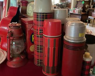 Vintage red and white kitchen collection - thermoses