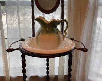Wash Stand with Pitcher/Bowl