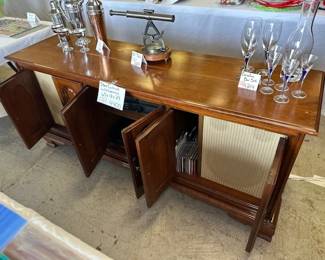 Radio Entertainment Console Center