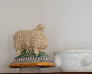 Majolica sheep
