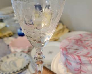   Rock Sharpe wheel cut daisy stems.  Large set