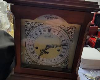 Pennsylvania House mantel clock 