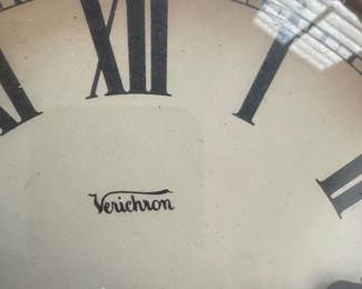 Verixhron wall clock 