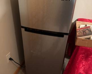Medium fridge